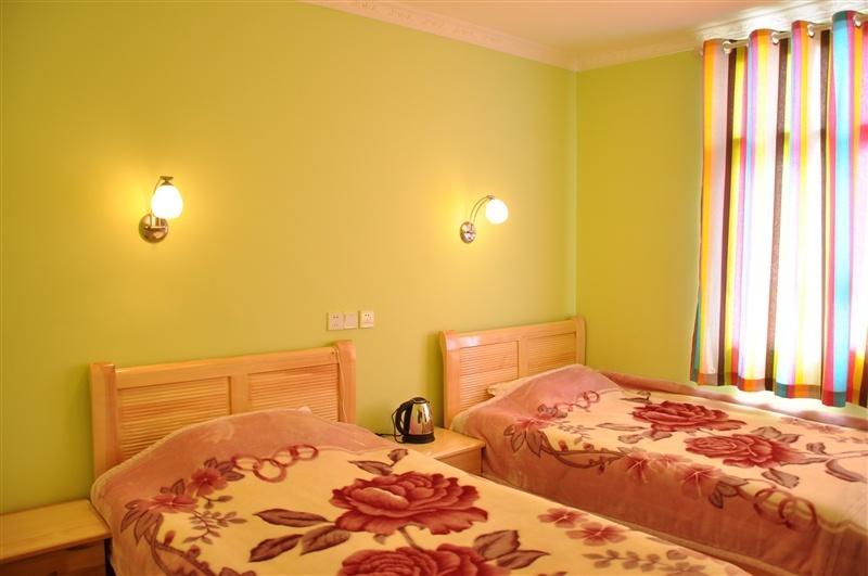 Emma'S Guesthouse Song Pan Exterior photo